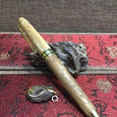 bút trầm hương cao cấp