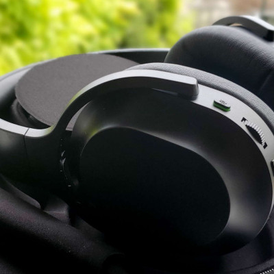 [Mới, hàng chính hãng] Tai nghe Razer Barracuda Pro