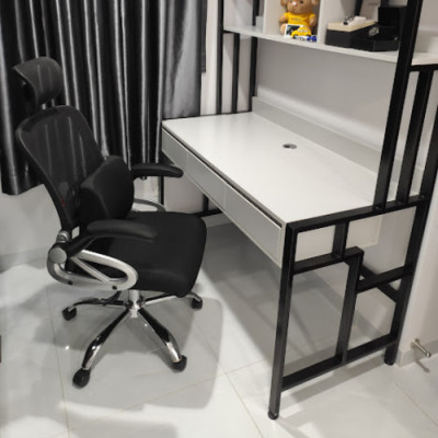 Ghế văn phòng tay gập CM4275-M Nội thất Capta Lưng lưới nệm vải xốp khung nhựa xi màu xám bạc hiện đại chân xoay thép mạ chrome hàng nhập khẩu