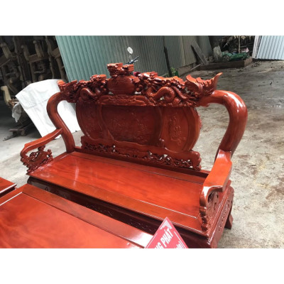 Bộ bàn ghế Nghê Đỉnh gỗ xà cừ