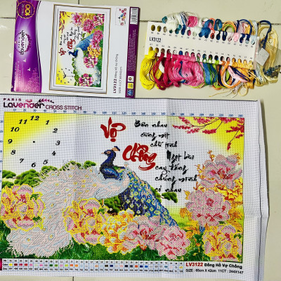 Tranh thêu chữ thập Đồng hồ vợ chồng LV3122, kích thước 65 x 42 cm