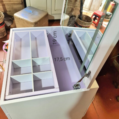 Bàn phấn kết hợp bàn làm việc Juno Sofa kt 600x750x450 kéo ra 1m2 kèm đèn led