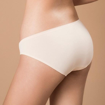 QE 8125. Quần lót phối ren cao cấp QE8125 được thiết kế với kiểu dáng sang trọng, tôn lên nét gợi cảm, quyến rũ cho người mặc