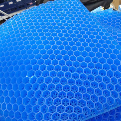 Đệm ngồi Gel 3D tổ ong thoáng khí kích thước 35x30x3cm và 42x37x3.5cm, Đệm ngồi cao cấp chất liệu Silicon mát lạnh siêu êm - Hàng chính hãng