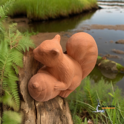 Tượng Sóc Gốm Đất Nung - Decor Sân Vườn