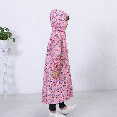 Áo mưa bít trẻ em  cho bé trai vá bé gái từ  1 -  10 tuổi ,  áo mưa trùm toàn thân ,  vải dù chống thấm , họa tiết hoạt hình xinh xắn kèm túi đựng dễ thương , giao màu ngẫu nhiên