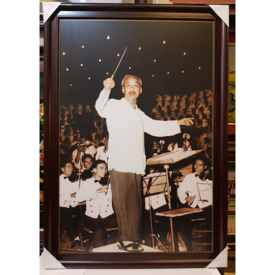 Tranh in dầu - Bác bát nhịp bài ca kết đoàn