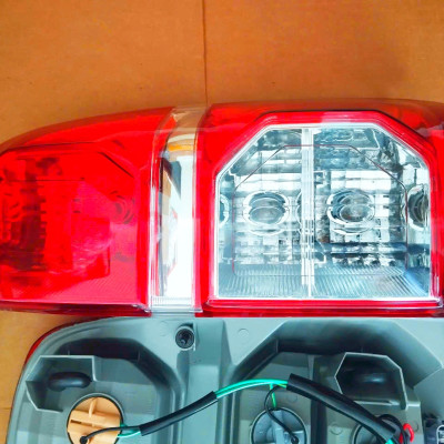 Bộ Đèn Hậu Toyota Hilux Hilux Vigo P21/5W (2005-2015) [OE:81550/60-0K261]