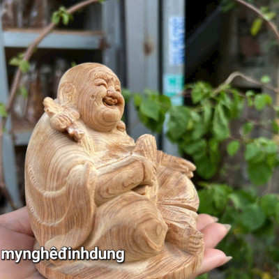 Tượng phật di lặc mini để bàn làm việc, ôtô  ,láp tốp...bằng gỗ ngọc am thơm nức kt 12x10x9cm 