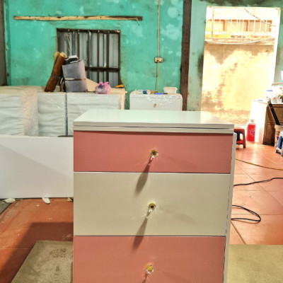 Bàn phấn kết hợp bàn làm việc Juno Sofa kt 600x750x450 kéo ra 1m2 kèm đèn led