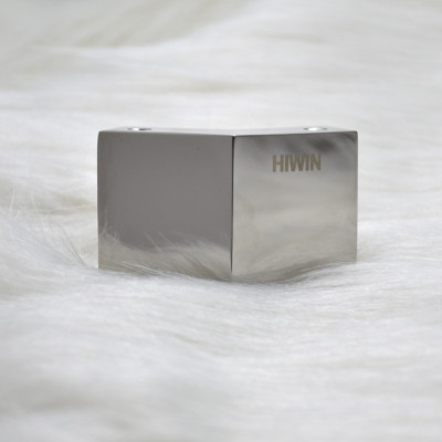 Chuyển góc vách tắm kính 135 độ chất liệu inox 304 mặt gương SB-614F Hiwin cao cấp 