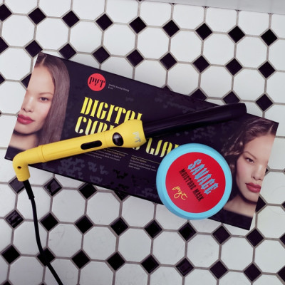 Máy Uốn Kỹ Thuật Số Bằng Sứ Phủ Tourmaline PYT Digital Curling Wand 25mm - Màu Vàng - Nhiệt Hồng Ngoại XaMàu Vàng - Tặng Kèm Găng Tay Chịu Nhiệt