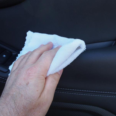 Bình xịt vệ sinh nội thất ô tô dưỡng bóng ghế da, taplo, cao su, nhựa sần D-20