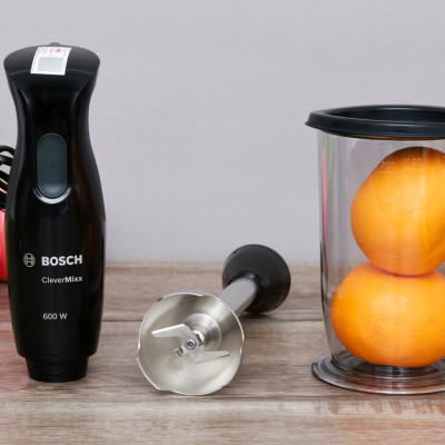 Máy xay sinh tố cầm tay Bosch MSM2650B - Hàng chính hãng