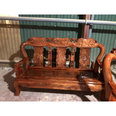 Bộ bàn ghế gỗ lim tay voi phòng khách