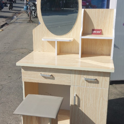 Bàn trang điểm Juno sofa nhựa màu gỗ sồi  ngang 80 cm x cao 1m5 x sâu 45 cm tặng kèm ghế