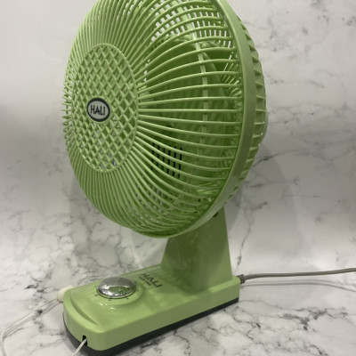 Quạt treo tường mini Hali HM2 công suất 28W, 3 tốc độ gió, thiết kế nhỏ gọn có thể để bàn - Hàng chính hãng