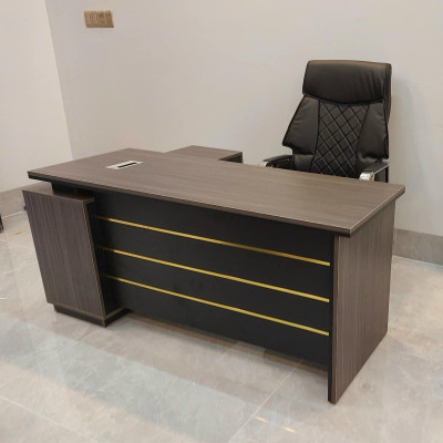 Bàn giám đốc GDCT90 Juno Sofa cho phòng văn hiện đại giá rẻ