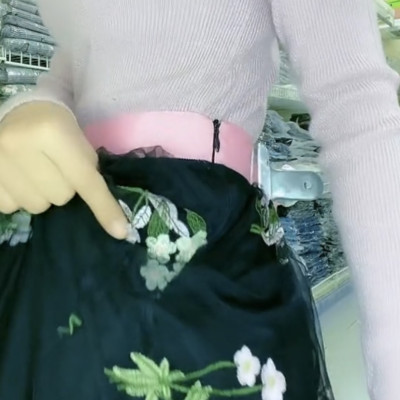 Set áo thu đông kèm váy thêu hoa nhã nhặn sắc sảo myqlothing.