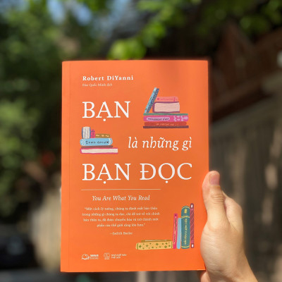 Sách AZ - Bạn Là Những Gì Bạn Đọc (Tặng Bookmark)