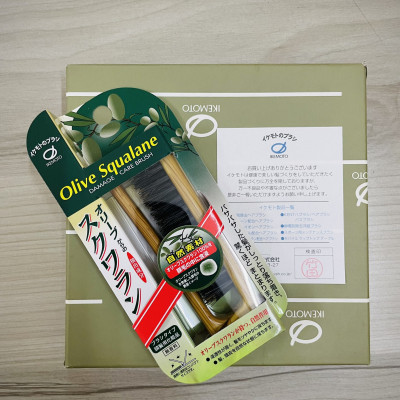 Lược Chải Tóc Bằng Lông Heo Tẩm Tinh Dầu Ikemoto Olive Squalane OS-700