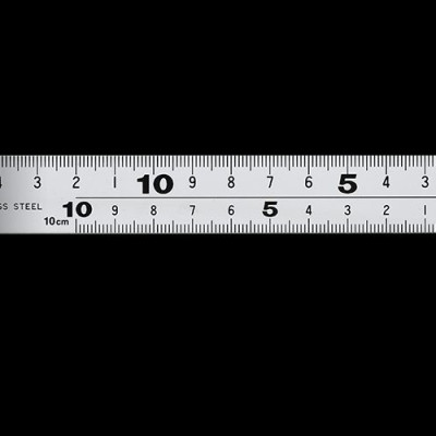 THƯỚC KE VUÔNG CÓ NAM CHÂM SHINWA 10435