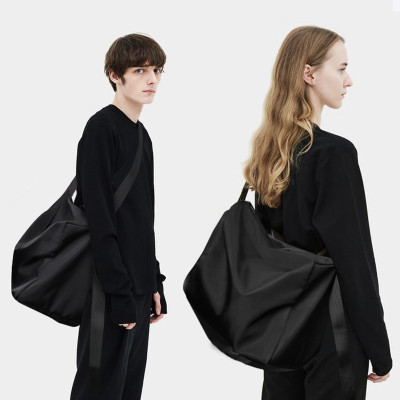 Túi đeo chéo nam - nữ phong cách mới  - BEE GEE DCN9160