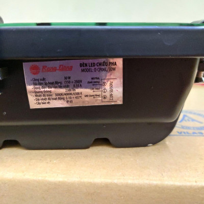 Đèn led chiếu pha 30W chính hãng Rạng Đông