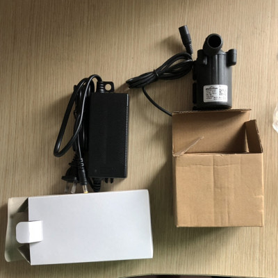 BƠM CHÌM HỒ CÁ BLUEFISH LOẠI NHỎ (24V DC) GIÁ THANH LÝ (1 bộ bao gồm 1 bơm chìm và 1 bộ AC chuyển đổi dòng điện) thích hợp sử dụng cho bể cá, hệ thống thuỷ canh, hồ thuỷ sinh nhỏ...