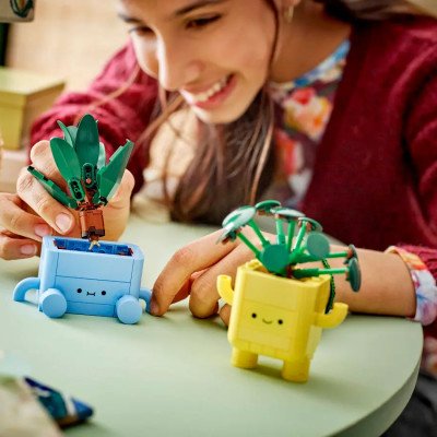 Đồ Chơi Lắp Ráp Chậu Cây Vui Vẻ - Lego Botanicals 10349 (217 Mảnh Ghép)