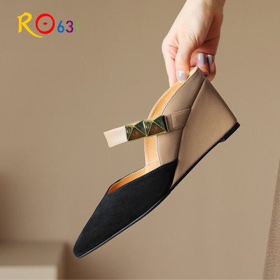 Giày cao gót nữ đẹp đế xuồng 5 phân hàng hiệu rosata hai màu nâu trắng ro631