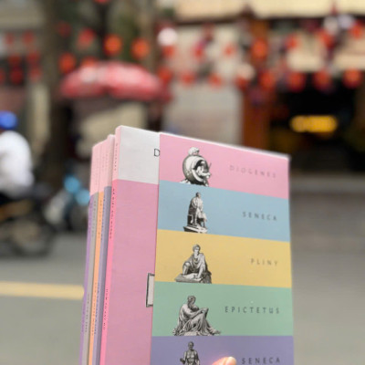 BOXSET 5 CUỐN TRIẾT HỌC: Để Sống Trên Đời + Để Từ Giã Đời + Để Được Tự Do + Để Làm Ra Tiền + Để Biết Nói Không - Nhiều tác giả - Nhã Nam