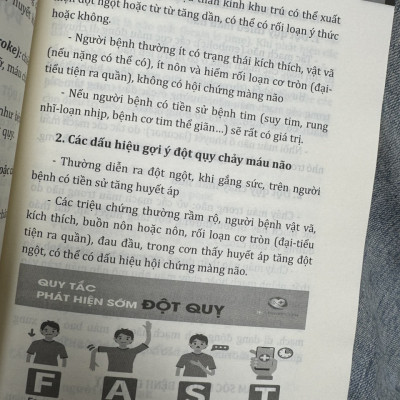 ĐỘT QUỴ: NGUY CƠ THƯỜNG GẶP VÀ D.I.E.U T.R.I DỰ PHÒNG - Nguyễn Văn Thông - Hanoi Books