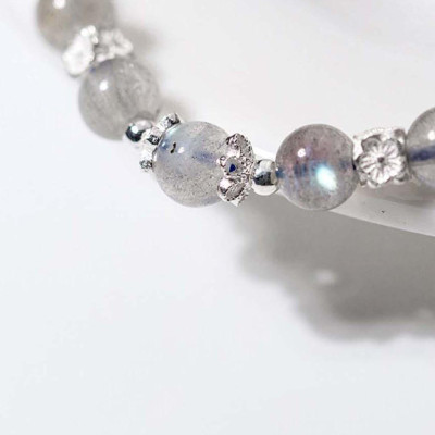 Vòng tay đá xà cừ ánh xanh charm ngôi sao 6 cánh thủy, kim - Ngọc Quý Gemstones