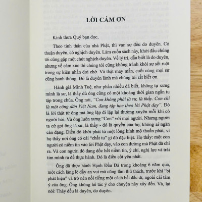 Hương Bay Ngược Gió - Bước Chân Tập Học của hành giả Minh Tuệ