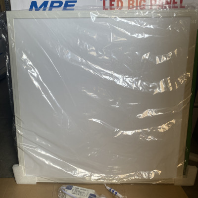 Đèn LED Panel 600x600 MPE 40W - Ánh sáng trắng