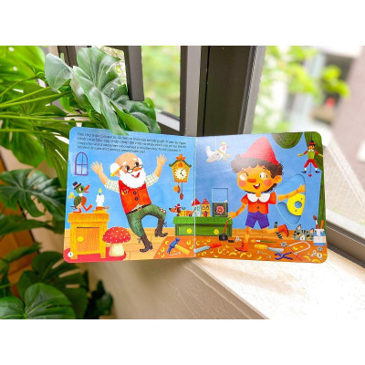Sách Chuyển Động - First Stories - Cậu Bé Người Gỗ - Pinocchio - Đinh Tị Books