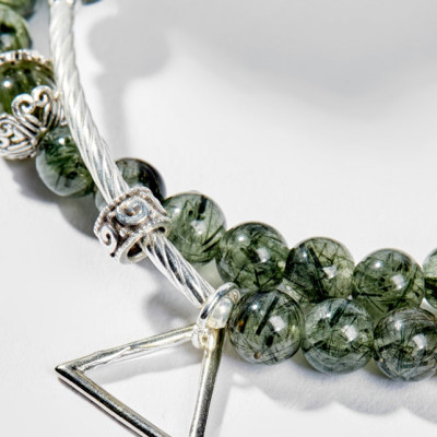 Vòng Tay Phong Thủy 2 Lines Nữ Đá Thạch Anh Tóc Xanh Phối Charm Hoa (5mm) Mệnh Mộc, Hỏa Ngọc Quý Gemstones