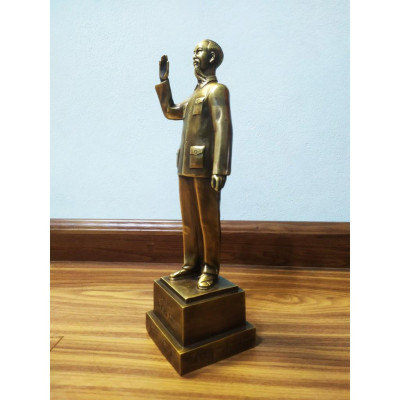 Tượng bác chủ tịch Hồ Chí Minh bằng đồng thau Hồng Thắng