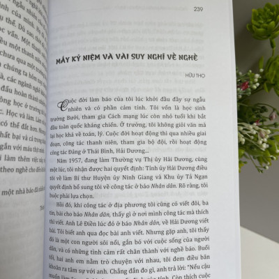 [Tái bản lần thứ 2 năm 2023] [combo 3 cuốn] THỜI GIAN VÀ NHÂN CHỨNG (HỒI KÝ CỦA CÁC NHÀ BÁO) - Hà Minh Đức - NXB Chính Trị Quốc Gia Sự Thật