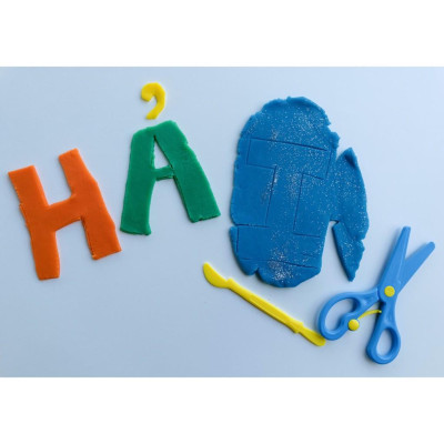 Kéo và Lăn Chuyên Dụng Cắt Bột Nặn Đất Nặn An Toàn (Màu ngẫu nhiên-không bao gồm phụ kiện)