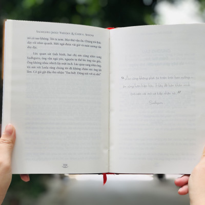 Sách Trò Chuyện Với Nhà Thần Bí ( Midnight With The Mystic ) + Bộ Thẻ Ảnh Sahguru - Sách Tôn Giáo Tâm Linh, Nghệ Thuật Sống - Hiệu Sách Genbooks, Bìa Cứng In Màu