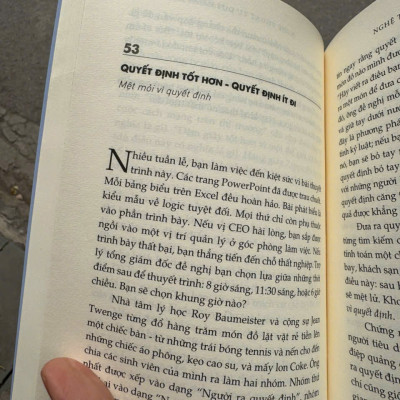 NGHỆ THUẬT TƯ DUY RÀNH MẠCH - 99 Lỗi Tư Duy Cần Tránh - Rolf Dobelli - Minh Thi dịch - Nhã Nam