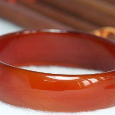 Vòng tay đá mã não đỏ dành cho nữ, hàng đẹp, đủ size