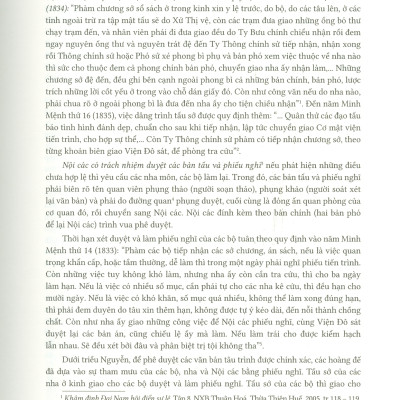 (Bìa cứng - In màu - Phiên bản 2022) NGỰ PHÊ TRÊN CHÂU BẢN TRIỀU NGUYỄN (1802 – 1945) – Trung tâm Lưu trữ quốc gia I biên soạn - NXB ĐH Sư phạm 