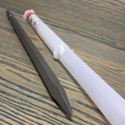 Mũi đục nhọn 450mm đuôi lục giác HEX 17mm Makita