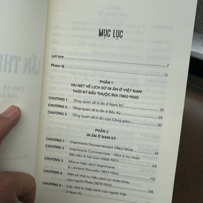 (Chữ ký tác giả) LẦN THEO DẤU CHỮ - Thời Kỳ Đầu In Ấn Sách Báo Chữ Latinh Ở Việt Nam (1862-1920) – Trịnh Hùng Cường – Nhã Nam – NXB Thông Tấn