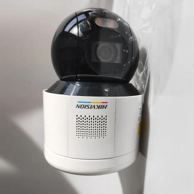 Camera IP Speed Dome hồng ngoại Wifi 4.0 Megapixel HIKVISION DS-2DE3A404IWG-E/W Tích hợp loa ngoài & Micro 2 chiều ,.-Hàng chính hãng