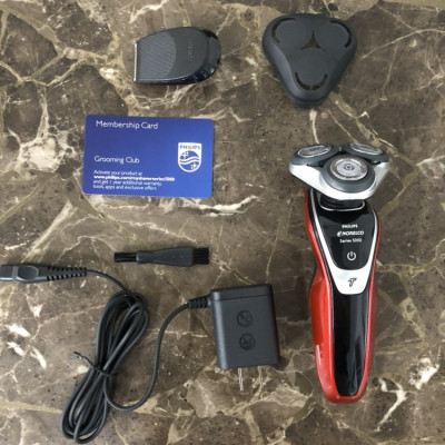 Máy cạo râu khô và ướt cao cấp thương hiệu Philips S5390/12 - Hàng Nhập Khẩu