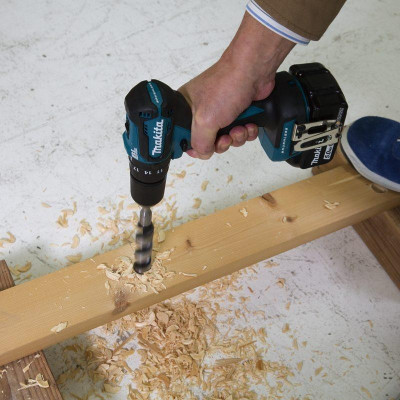 MÁY KHOAN BÚA VẶN VÍT DÙNG PIN (BL)(18V) (01 SẠC NHANH ,02 PIN 18V/ 5.0AH) MAKITA DHP483RTE- HÀNG CHÍNH HÃNG